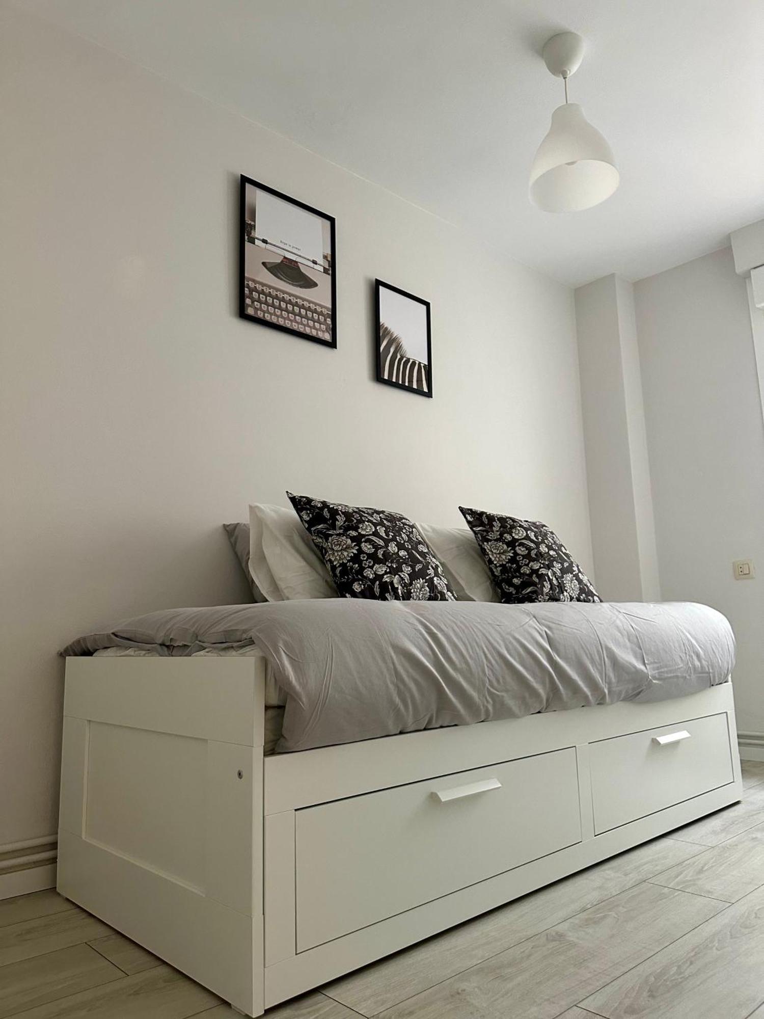Cozy Flat 5 Mins From The Beach Gijón Extérieur photo