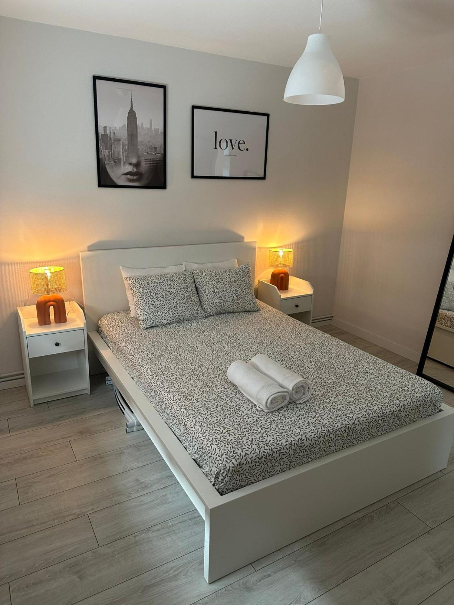 Cozy Flat 5 Mins From The Beach Gijón Extérieur photo